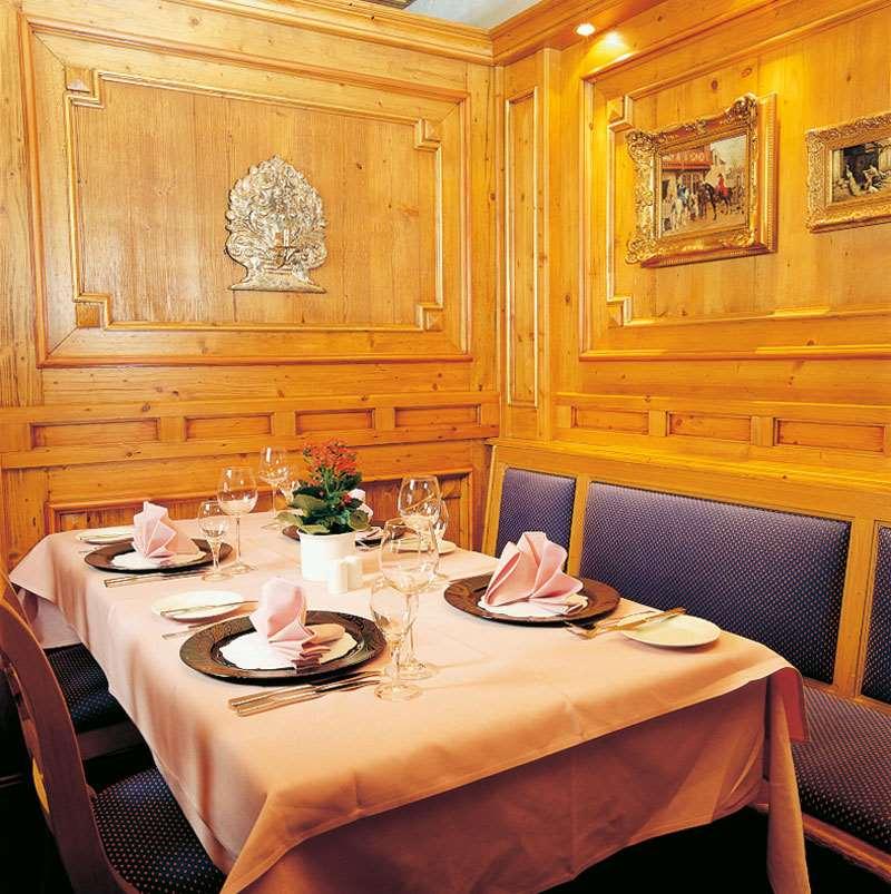 Hotel Augsburger Hof ร้านอาหาร รูปภาพ