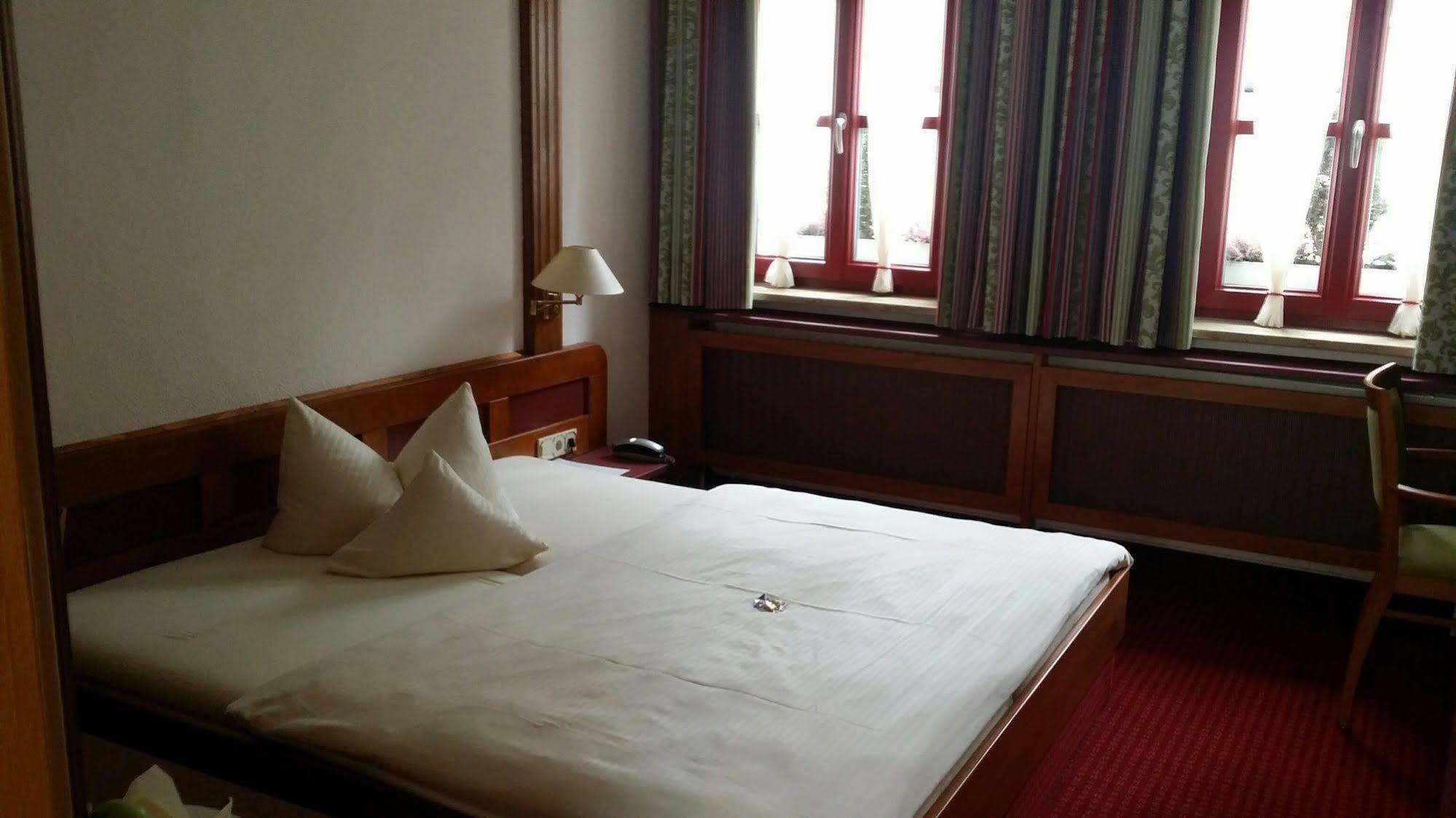 Hotel Augsburger Hof ภายนอก รูปภาพ